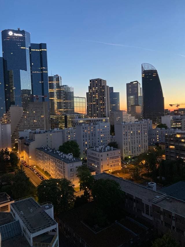 Image de Courbevoie illustrant la ville et ses attractions