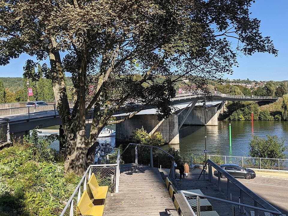 La Passerelle Mantes-la-Jolie - Limay
