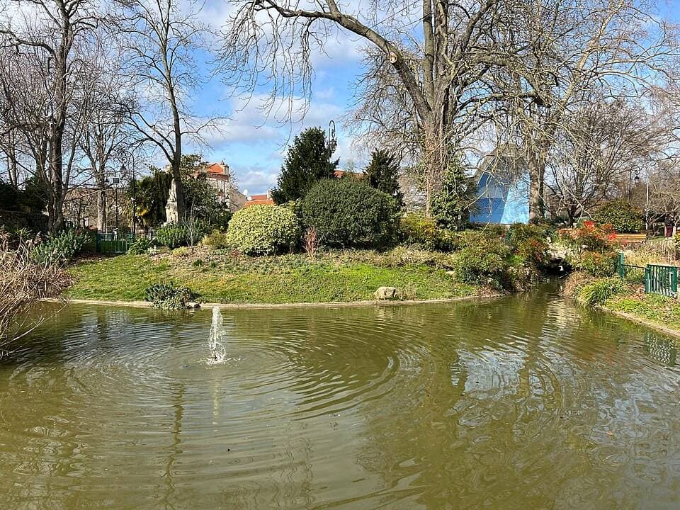 Idée de sortie pour enfants à Nanterre au parc des Anciennes Mairies