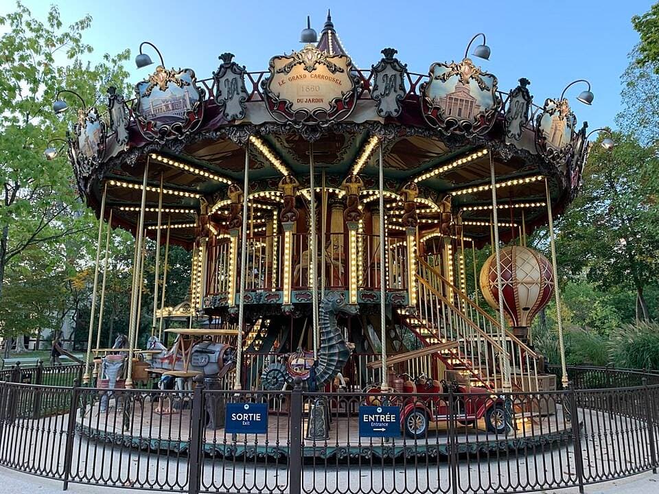 Lieu pour organiser un anniversaire enfant à Paris - Manège jardin d'acclimatation