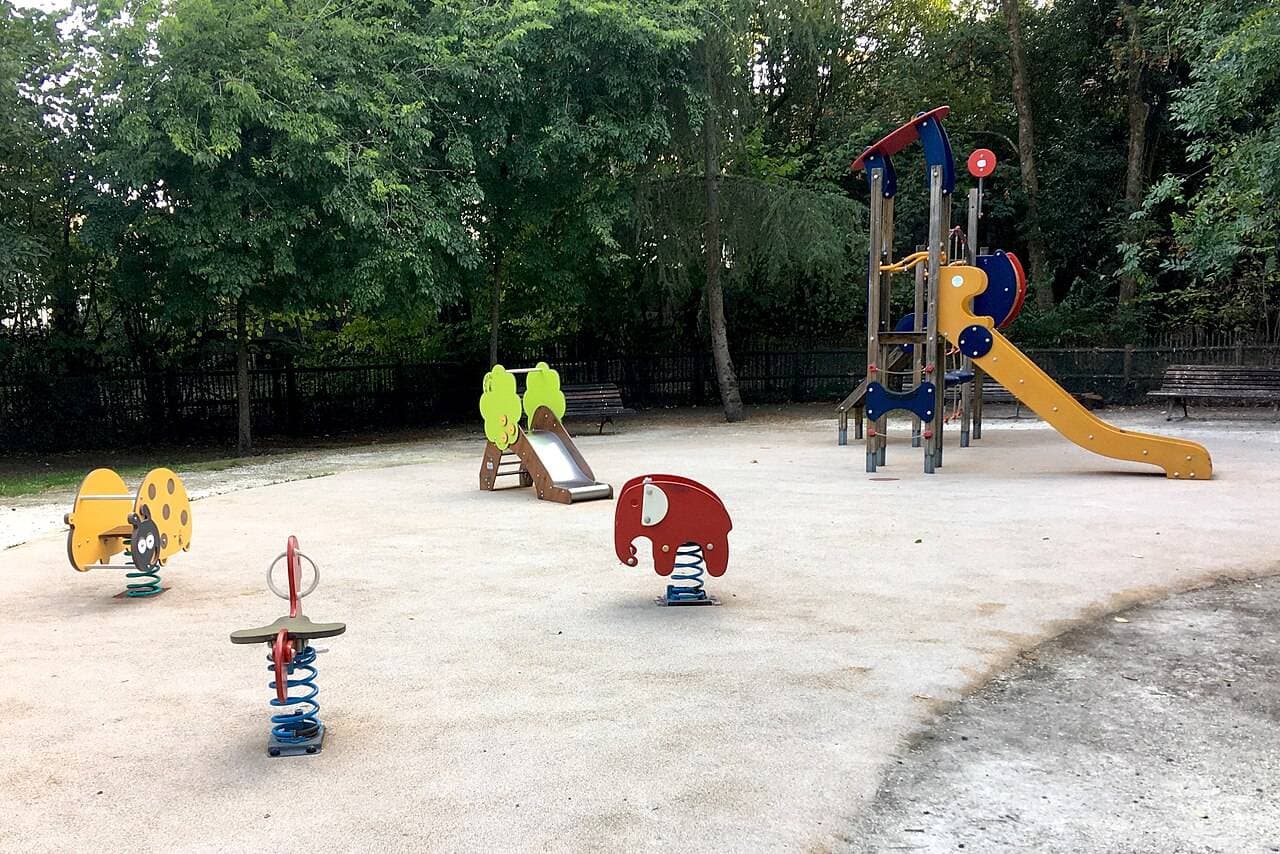Parc Rivière : aire de jeux et nature en ville – sortie enfant à Bordeaux