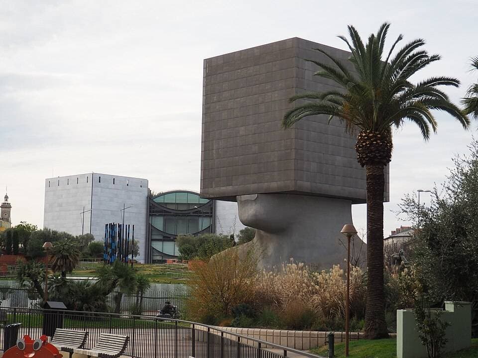 Bibliothèque Louis Nucéra à Nice