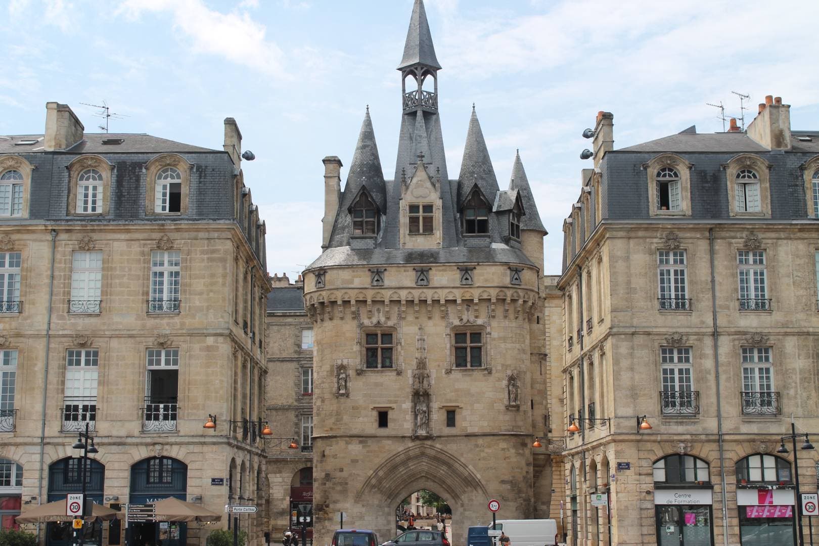 Porte Cailhau – sortie enfant à Bordeaux