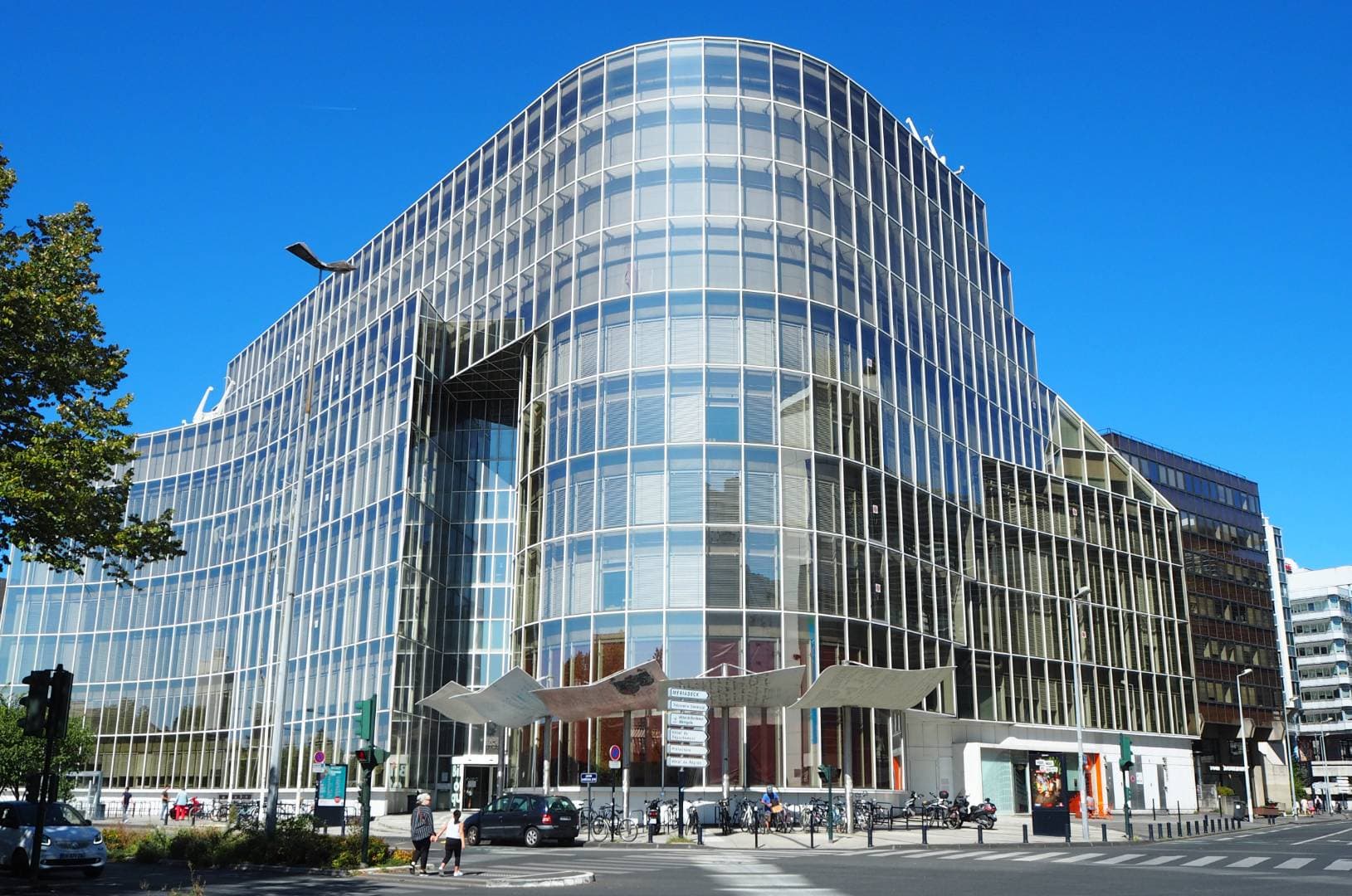 Bibliothèque Mériadeck à Bordeaux - Bibliothèques & ludothèques