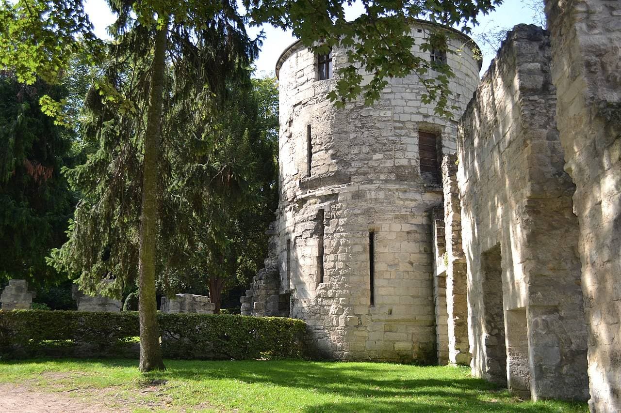 Idée de sortie incontournable pour enfants à Saint-Maur-Des-Fossés - Abbaye