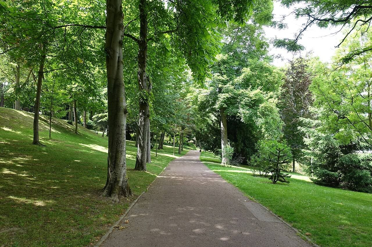 Parc Henri Barbusse – activité enfant à Issy-Les-Moulineaux