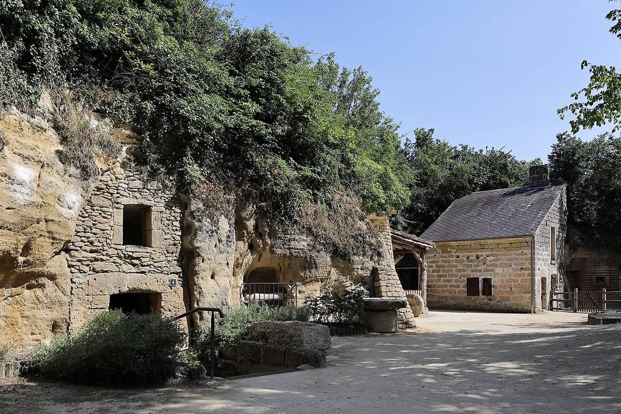 Musée du Village Troglodytique de Rochemenier – sortie enfant à Louresse-Rochemenier
