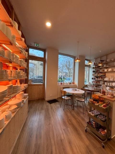 Les Pots Potins Céramic Café à Montbrison - Loisirs & activités éducatives