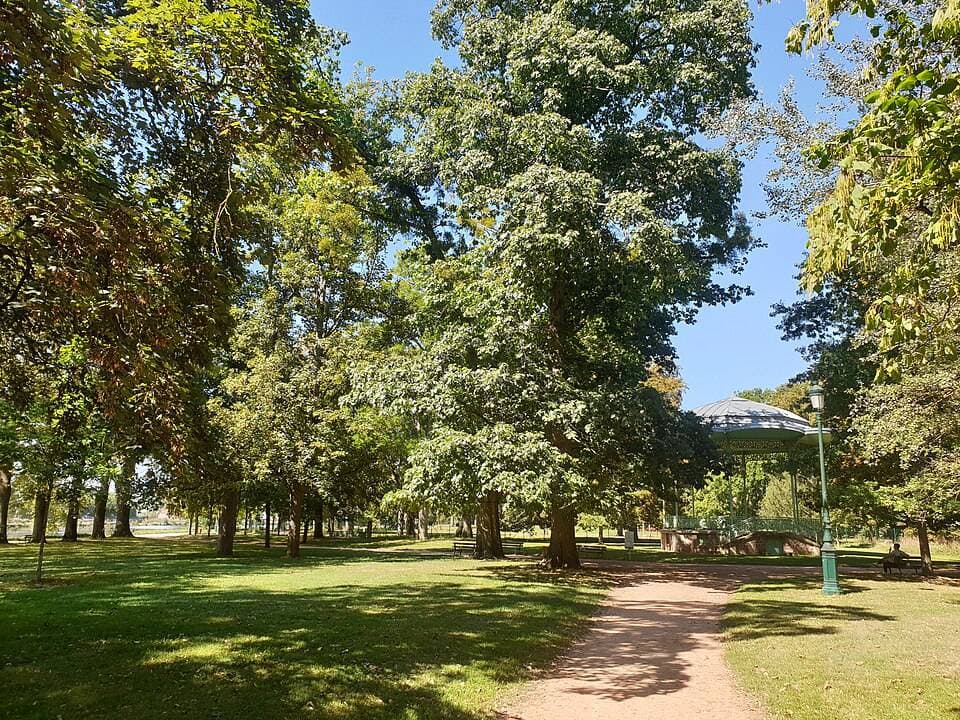 Parc des Bourins à Vichy - Parcs publics & jardins