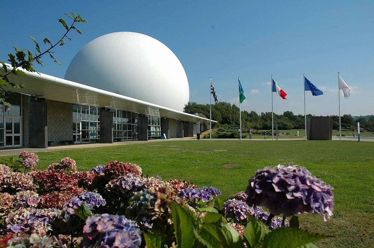 Parc du Radôme à Pleumeur-Bodou - Loisirs & activités éducatives
