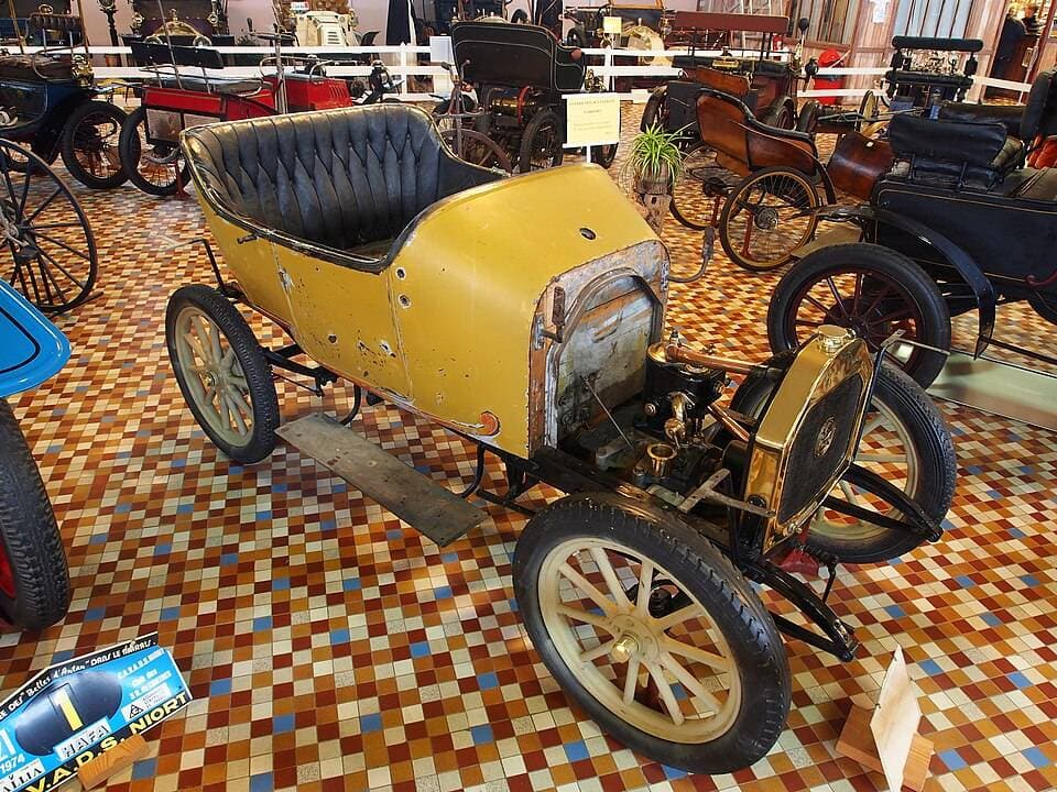 Musée Automobile de Vendée : voyage fascinant pour petits passionnés – sortie enfant à Talmont-Saint-Hilaire