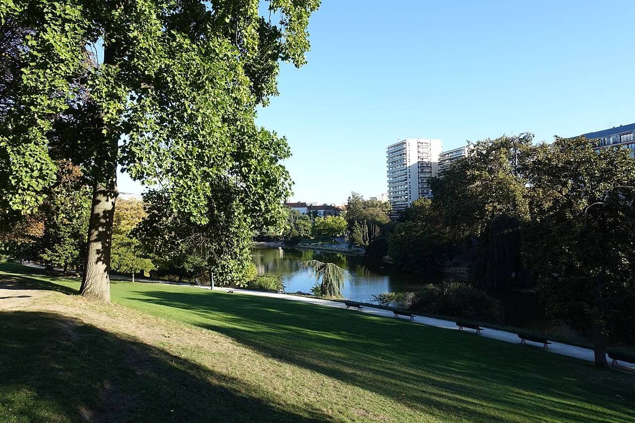 Parc Montsouris : lac, jeux et balades nature en famille – sortie enfant à Paris