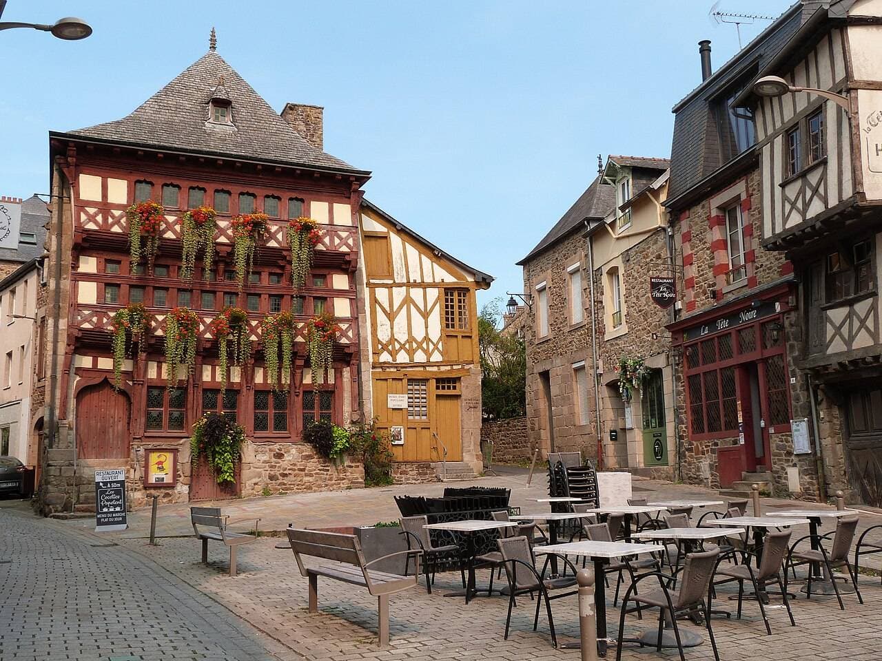 La Maison du Bourreau sur la place du Martray à Lamballe (Côtes-d'Armor, France)