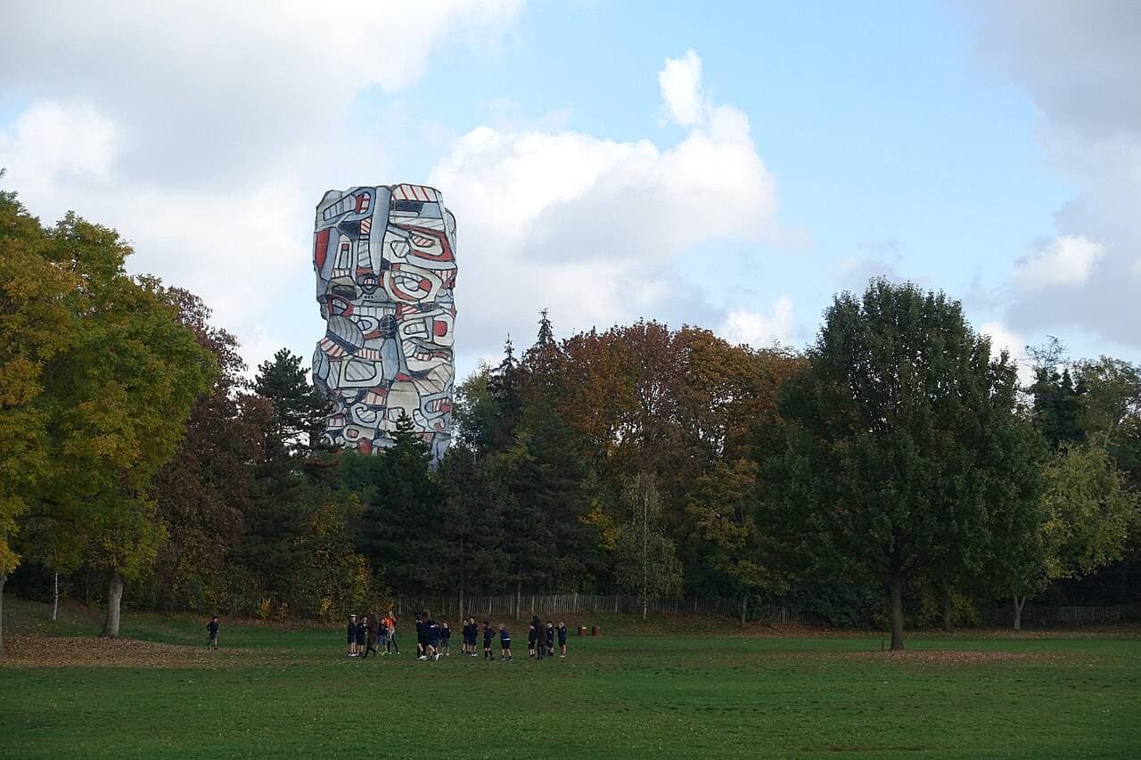 Parc départemental de l’Île Saint-Germain : jardins, jeux et Tour aux Figures