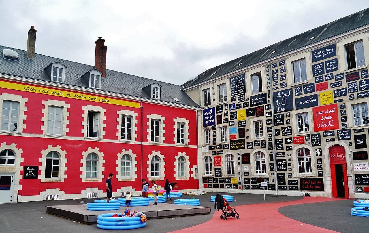 Fondation du doute : art contemporain et expériences Fluxus – sortie enfant à Blois