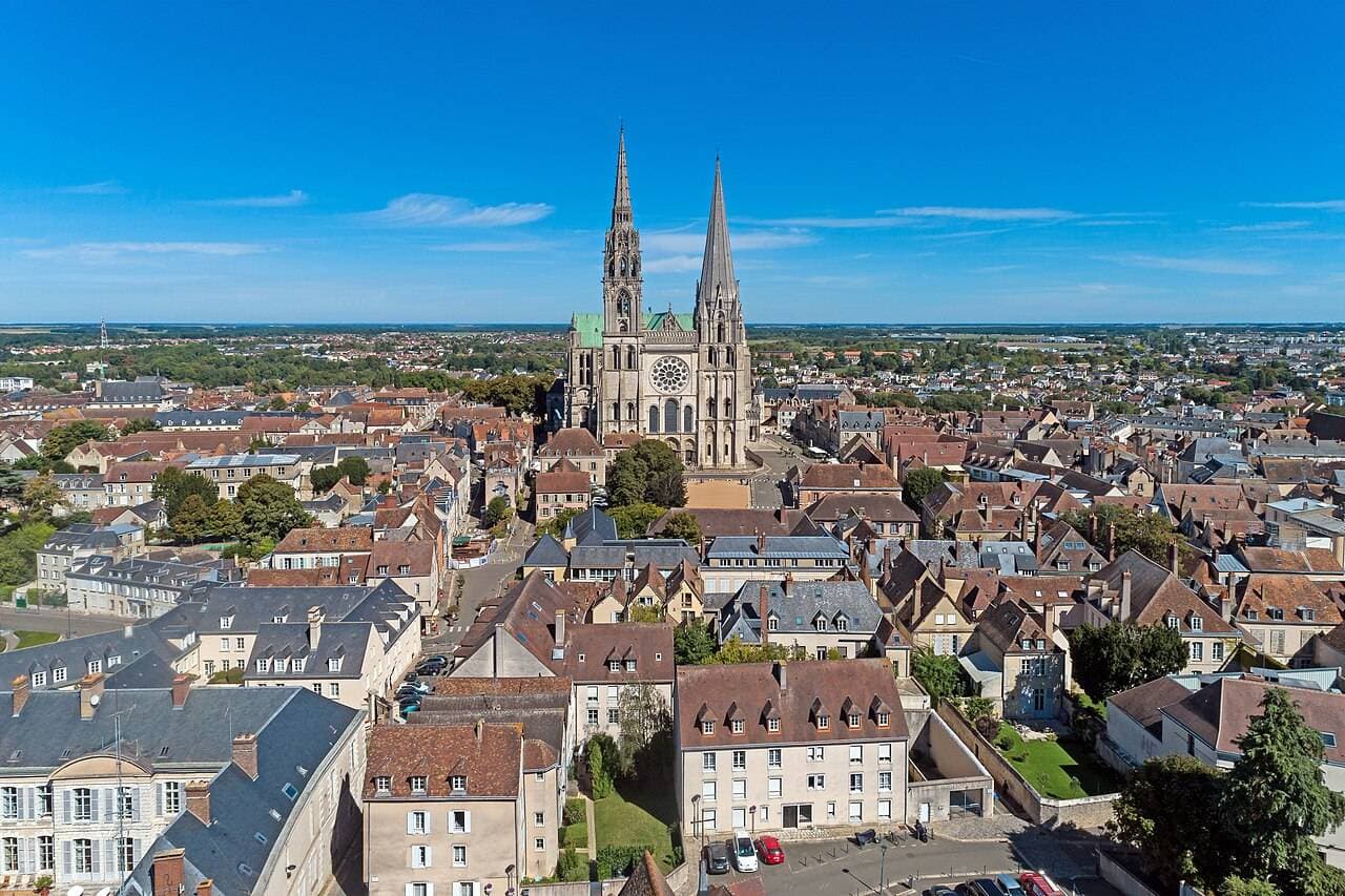 Chartres et Cathedrale Notre-Dame of Chartres, France