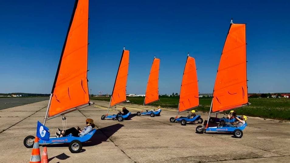 FFCV Base 217 : Sensations en famille en char à voile