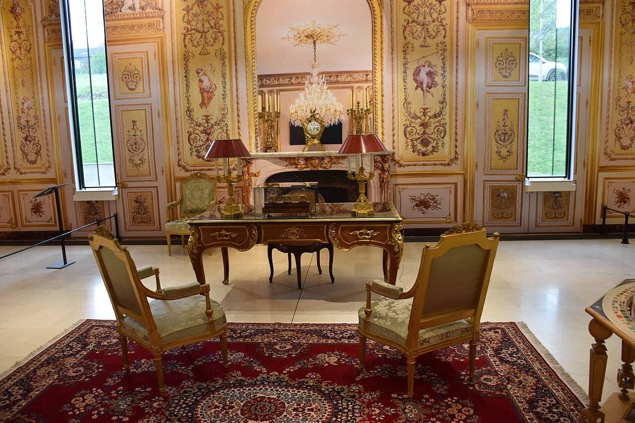 Musée Jacques Chirac : cadeaux diplomatiques et galerie présidentielle à Sarran - Musées & visites