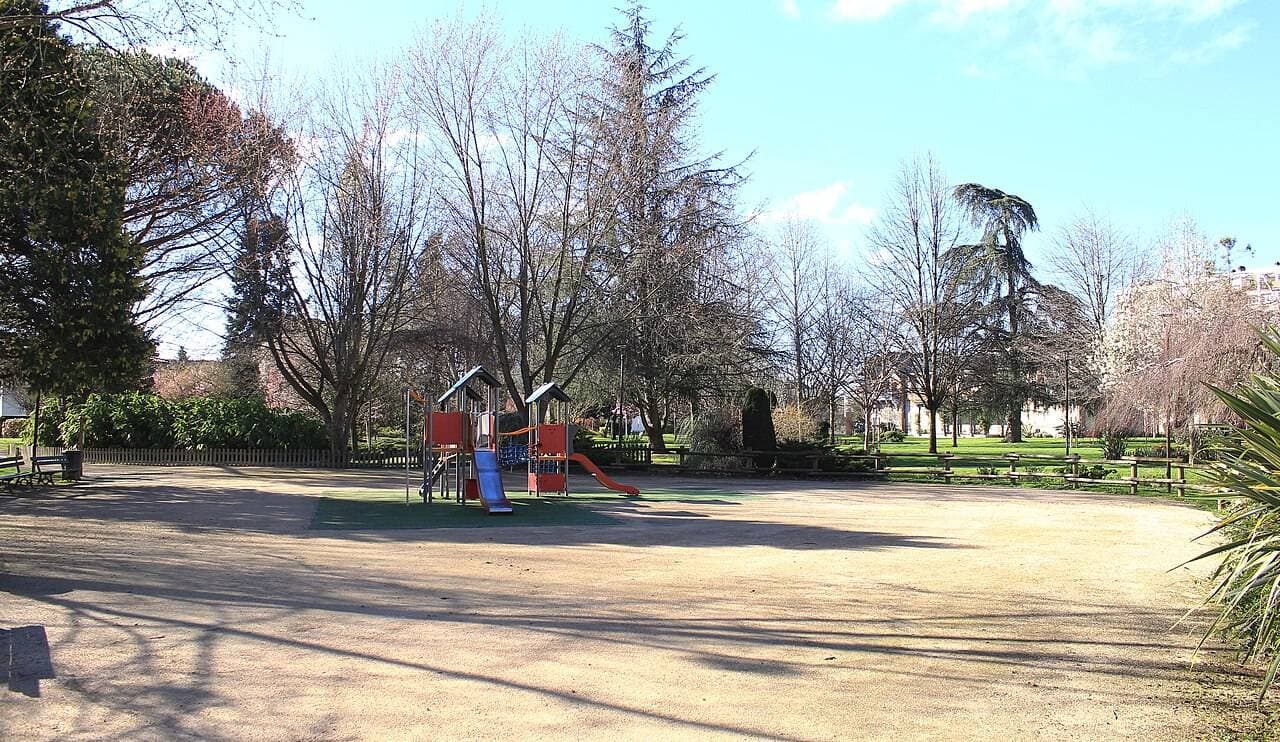 Parc Chastellain : villa historique et jeux enfants à Tarbes - Parcs & jardins