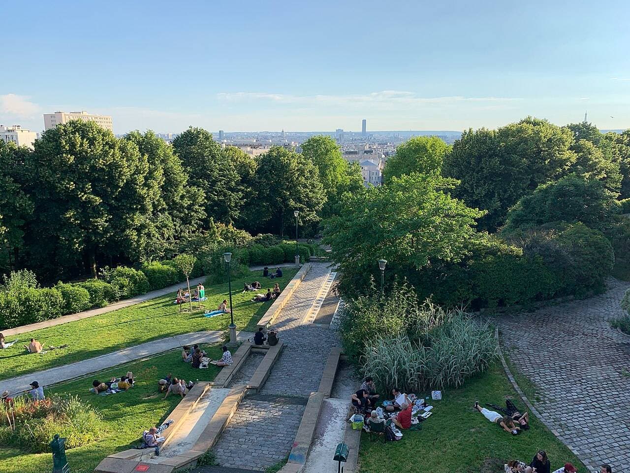 Parc de Belleville : parc en pente – sortie enfant à Paris